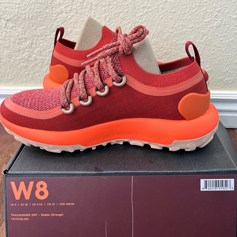 NEW IN BOX Allbirds Trailrunner SWT - Diablo Orange - Women’s Size 8